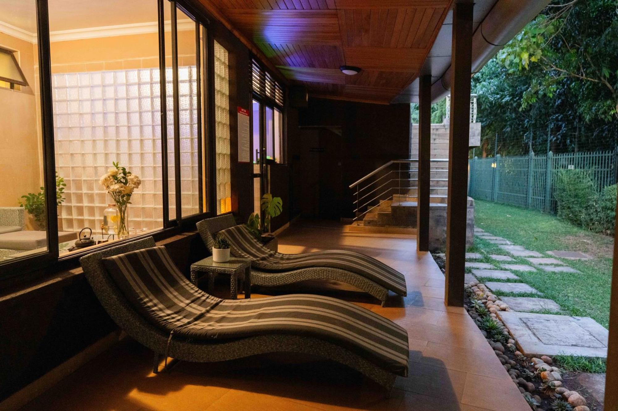 Gemsuites Riverside Serviced Apartments And Hotel, Nairobi Exterior photo